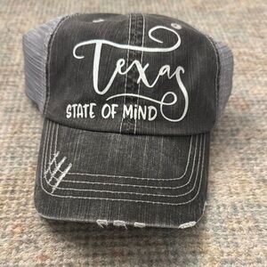Gray 'Texas State of Mind' Cap